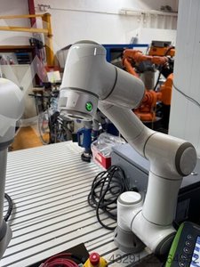 Elite ROBOTS EC63