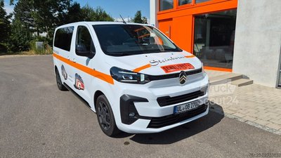 Kleinbus Citroën SpaceTourer Opel Zafira Plus M 9 Sitzer gebraucht