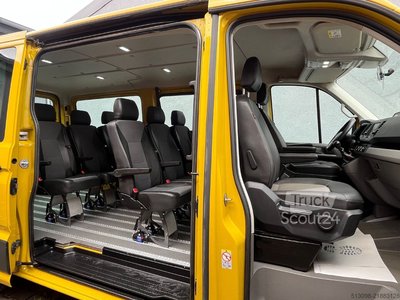 Kleinbus VW CRAFTER 2.0TDI 8 SITZE TEMPOMAT KLIMA AHK 1.HAND gebraucht