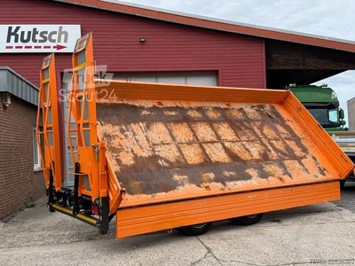 Dreiseitenkipper Anhänger BLOMENRÖHR 896 / 14000 Zweiseitenkipper mit Rampen gebraucht