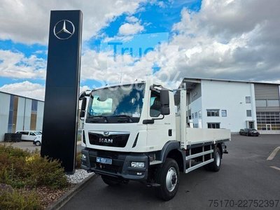 Plattformanhänger MAN TGM 13.250 4x4 BL Allrad 37.917km Klima 3 Sitze gebraucht