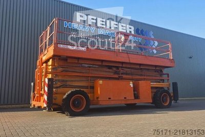 Scherenhebebühne Holland Lift Megastar G320DL30-4WDS/N Diesel, 4x4x4 Drive, 34m gebraucht