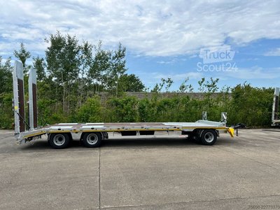 Tieflader Anhänger Möslein T 3-8,20 P VB H1  3 Achs Tieflader mit gerader Ladefläche 8,20 m, Neufahrzeug neu