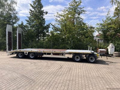 Tieflader Anhänger Möslein T4 VB H1 gerade  neuer 4 Achs Tieflader gerade Ladefläche neu