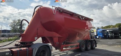 Siloauflieger SPITZER SF 2734 / 2P  34 cbm, einsatzbereit, Liftachse gebraucht