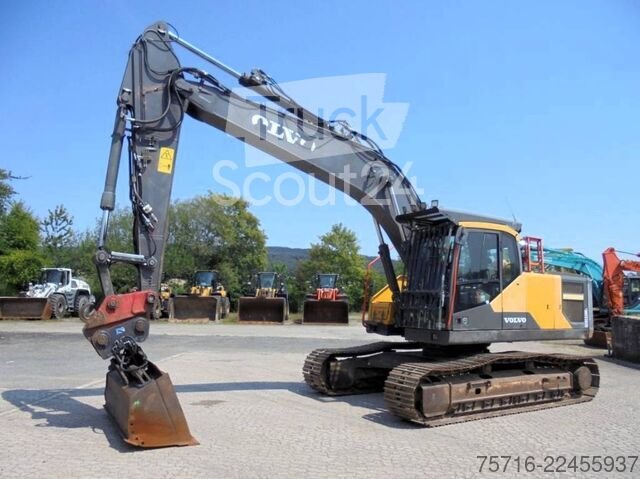 Raupenbagger Volvo EC 220 E L gebraucht