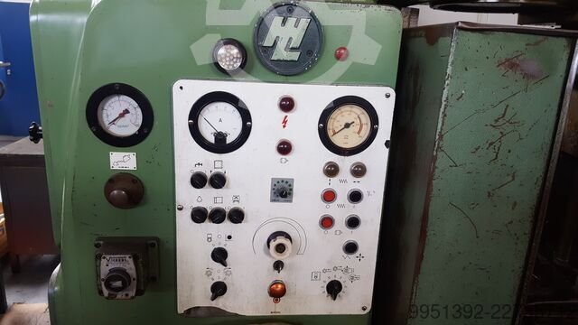 Liebherr L 301