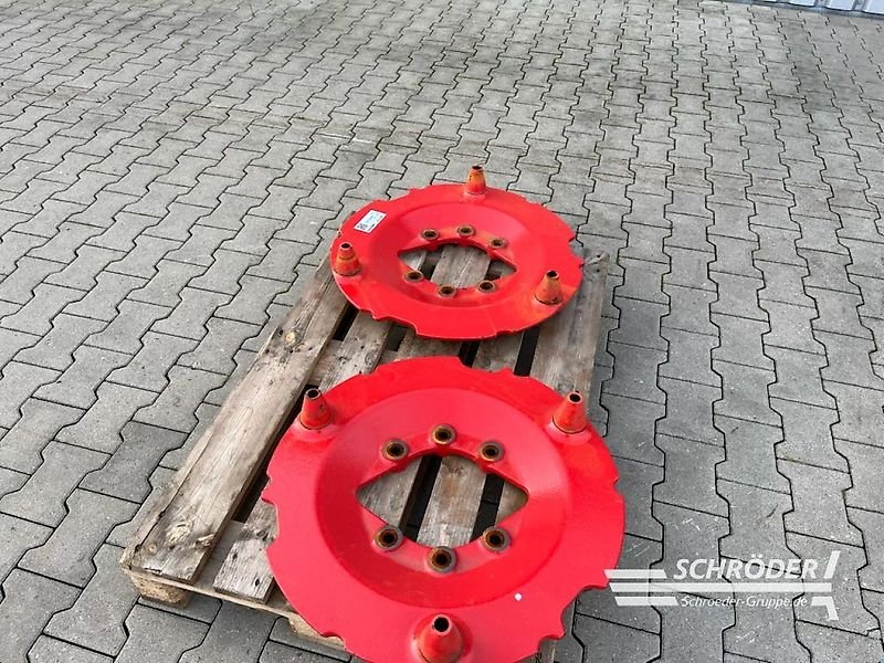 Fendt ADAPTERPLATTEN FÜR RADGEWICHT 600 KG