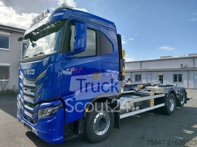Abrollkipper Iveco X-Way AS 28 X 58 YPS ON Hyva Titan 20-57 gebraucht
