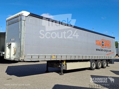 Auflieger mit Pritsche & Plane Schmitz Cargobull Curtainsider Standard Getränke gebraucht