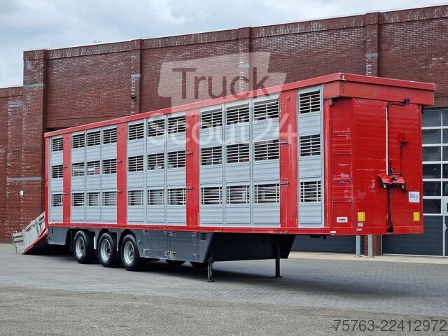 Viehtransport Finkl 3 deck - lift- water - vans - steering axle gebraucht