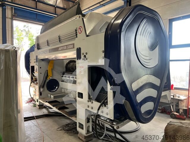 LINDNER JUPITER 3200
