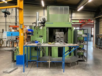 1991 HELLER BEA 2.1 Horizontales 4-Achs-CNC-Bearbeitungszentrum