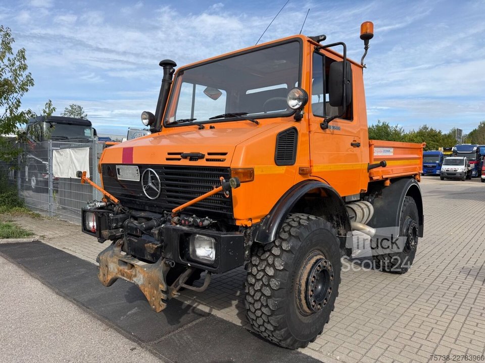 Kipper LKW MERCEDES-BENZ Unimog U1600 Kipper/Zapfwelle/3-Sitze gebraucht