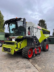 Claas Lexion 7600 TT mit Vario 930