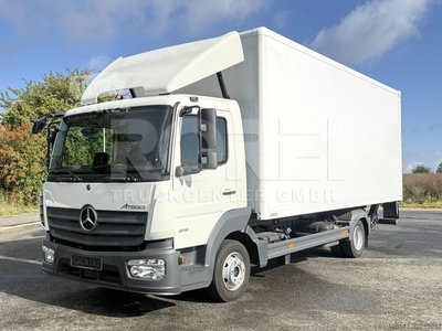 Transporter mit Koffer MERCEDES-BENZ 818 Atego, Automatik, Cam, Diff.Sperre, LBW Bär gebraucht