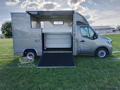 Viehtransporter Renault Nur 20.800KM Klima Tempomat Navigation gebraucht