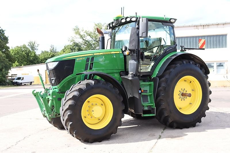 John Deere 6230R.GPS