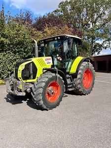 Claas Arion 550