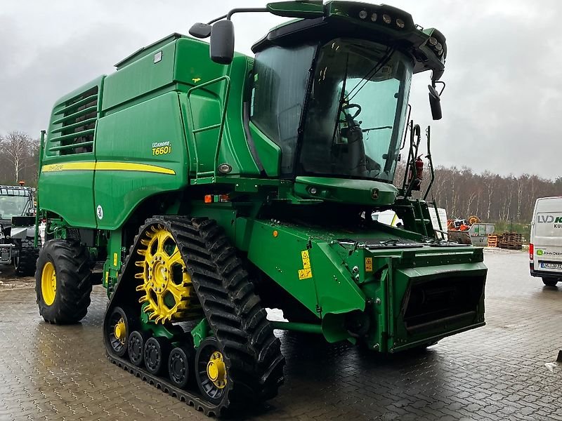 John Deere T660i
