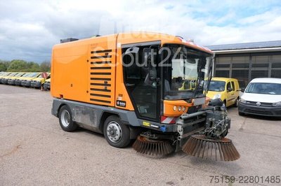 Spezial-LKW ravo 540 KLIMA KEHRMASCHINE  EURO-6 SFZ STRAßENREINIGER Rechtslenker gebraucht