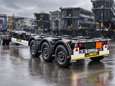 Auflieger-Wechselfahrgestell KRONE Multi- Containerchassis eLTU70, erst 128.000 Km gebraucht