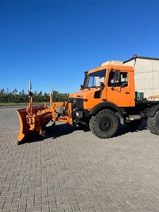 Mercedes-Benz U 1200 427/10