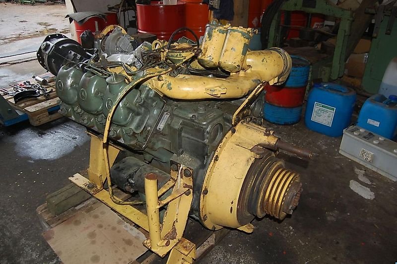 Mercedes-Benz OM 421 Motor