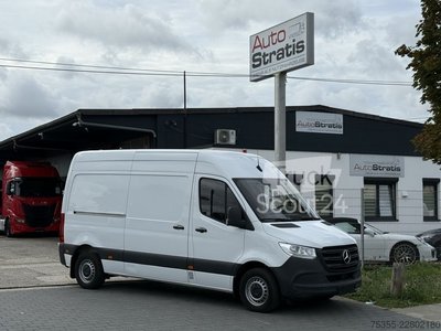 Kastenwagen hoch MERCEDES-BENZ Sprinter 215 CDI L2H2 Klima 7MBUX Orig. gebraucht
