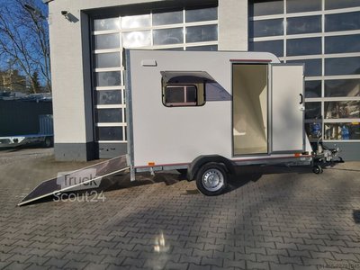 Kofferanhänger Tomplan Sport uns Transport Camping isolierter Koffer mit Heckrampe führerscheinfrei 100km/H Neu Ausstell