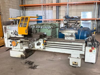 V630 - VDF Leit-und Zugspindeldrehmaschine