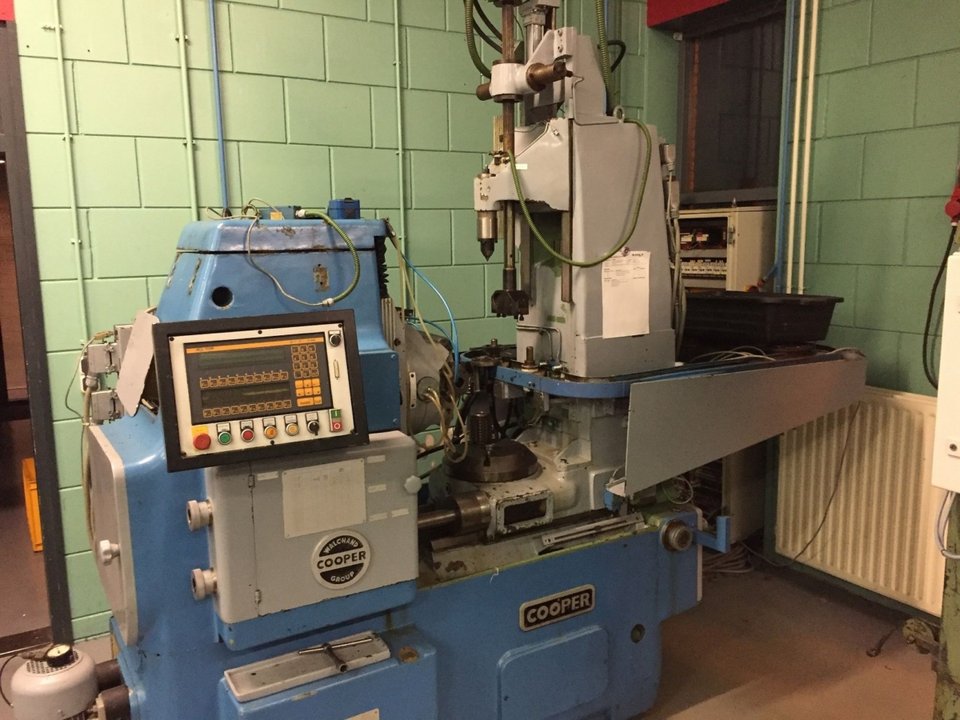 Gear Hobbing Machines COOPER (PFAUTER) P 251
