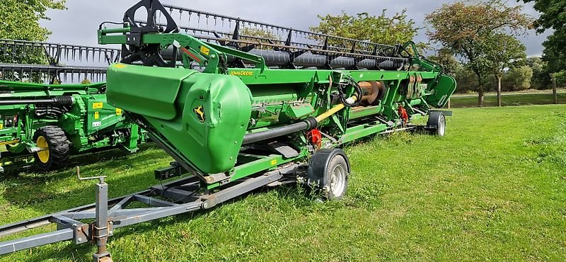 John Deere 630X mit Wagen