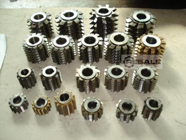 Gear Hobbing Machines ZAHNRADABWäLZFRäSER Modul 1-6