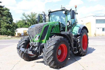 Fendt 824 VARIO PROFI PLUS.RTK NovAtel