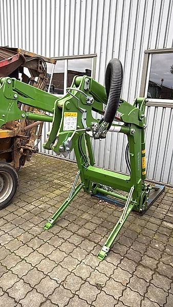 Fendt Frontlader CARGO 4X/75 DW
