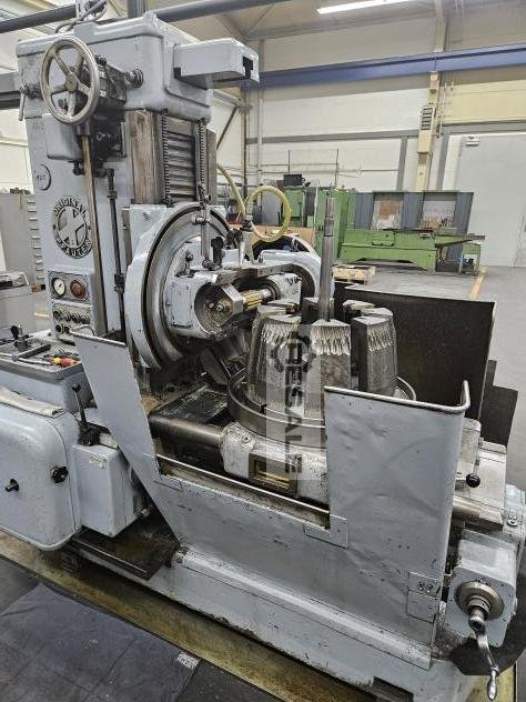 Gear Hobbing Machines PFAUTER RS 2