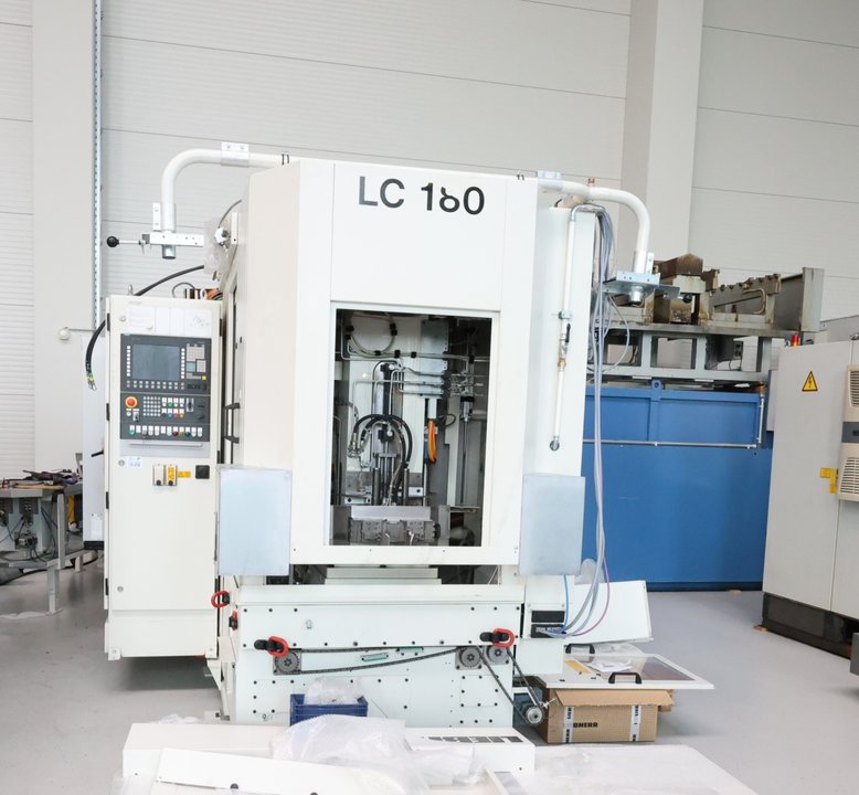 Gear Hobbing Machines LIEBHERR LC 180