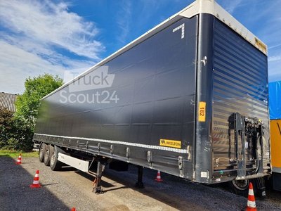Auflieger mit Pritsche & Plane WIELTON Curtainsider NS-3 K schwarz, Edscha, Liftachse gebraucht