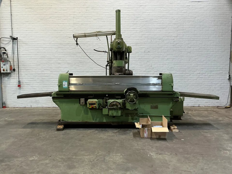 Pratt & Whitney – Modell B – 14-IN – Flachschleifmaschine