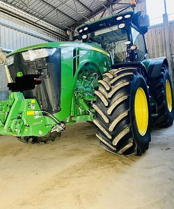 John Deere 8370 8R