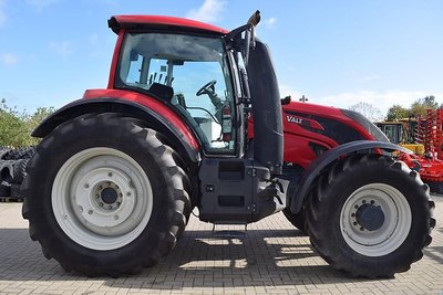 Valtra T194