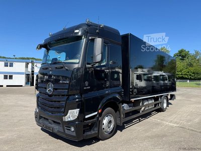 LKW mit Kofferaufbau MERCEDES-BENZ ACTROS 1840 L Koffer 7,30 m LBW 1,5 T + 2.Liegen gebraucht