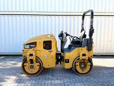 Walzenzug CATERPILLAR CB34B / 2018 BJ / 948 Stunden / 4.3 Tonnen gebraucht