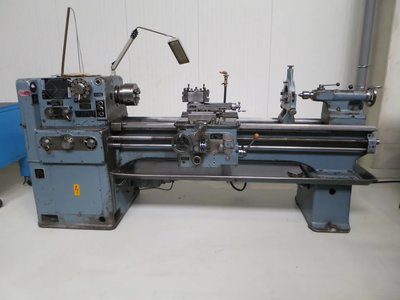 WEIPERT WC 480 Leit- und Zugspindeldrehmaschine