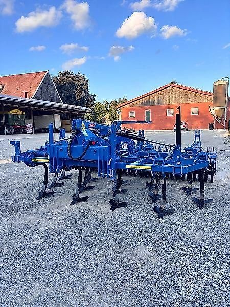 Agripol Tiefengrubber Culti II mit Federsteinsicherung