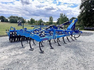 Agripol Kobalt, Großfederzinkenegge, Leichtgrubber, 4,5 Meter
