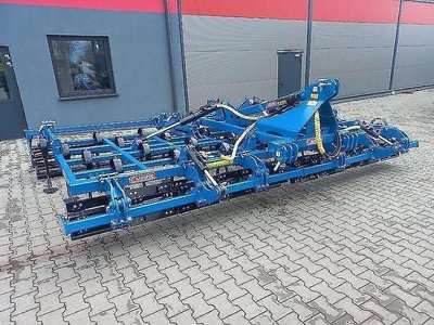 Agripol Kobalt 500, Großfederzinkenegge, Leichtgrubber, mit Messerwalze, 5 Meter