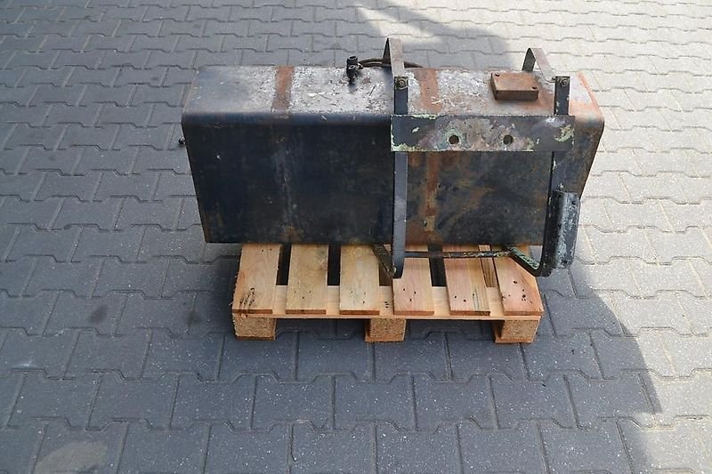 Dieselzusatztank für Deutz DX6.10,6.30,6.50