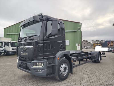 Fahrgestell mit Fahrerhaus MAN TGM 18.320 4x2BL CH Fahrgestell Euro 6 Rechtsle... neu